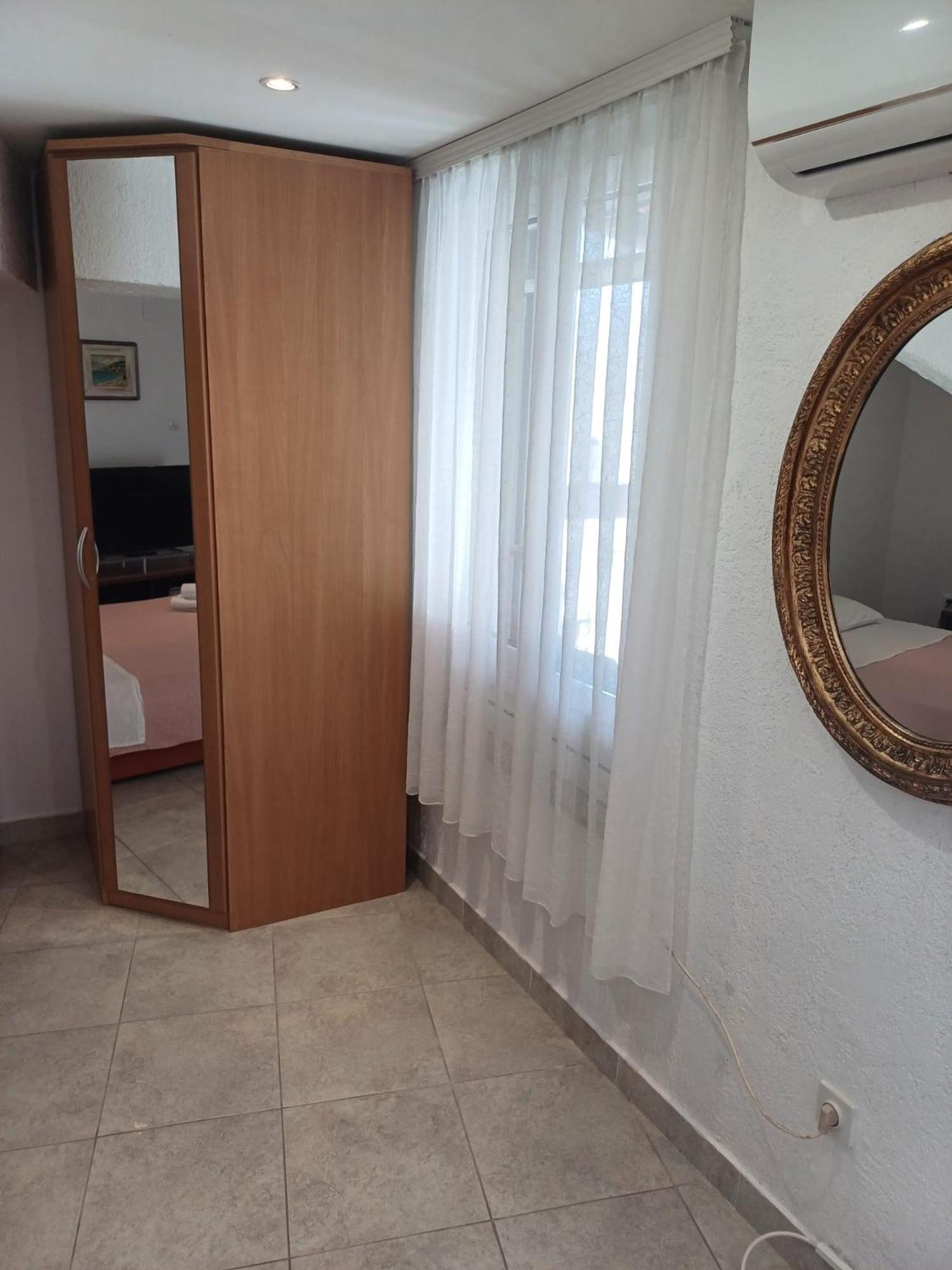 Apartment Bauk Draga Bascanska Exterior photo